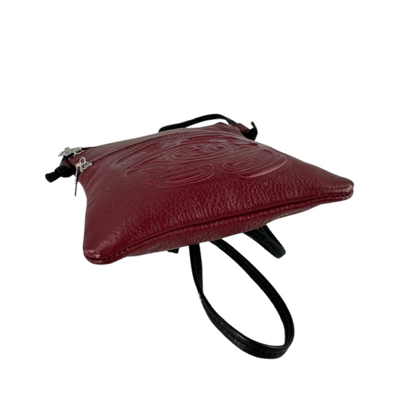 Vintage Red Genuine Pebbled Leather Crossbody Passport Pouch with Raven Design - Picture 8 of 10